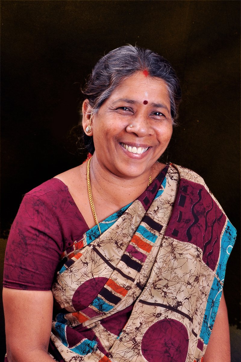 C.தனலட்சுமி