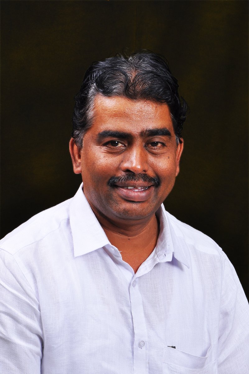 S.இளங்கோவன்